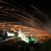 Dat is nog eens vuurwerk! Greek Rocket War!